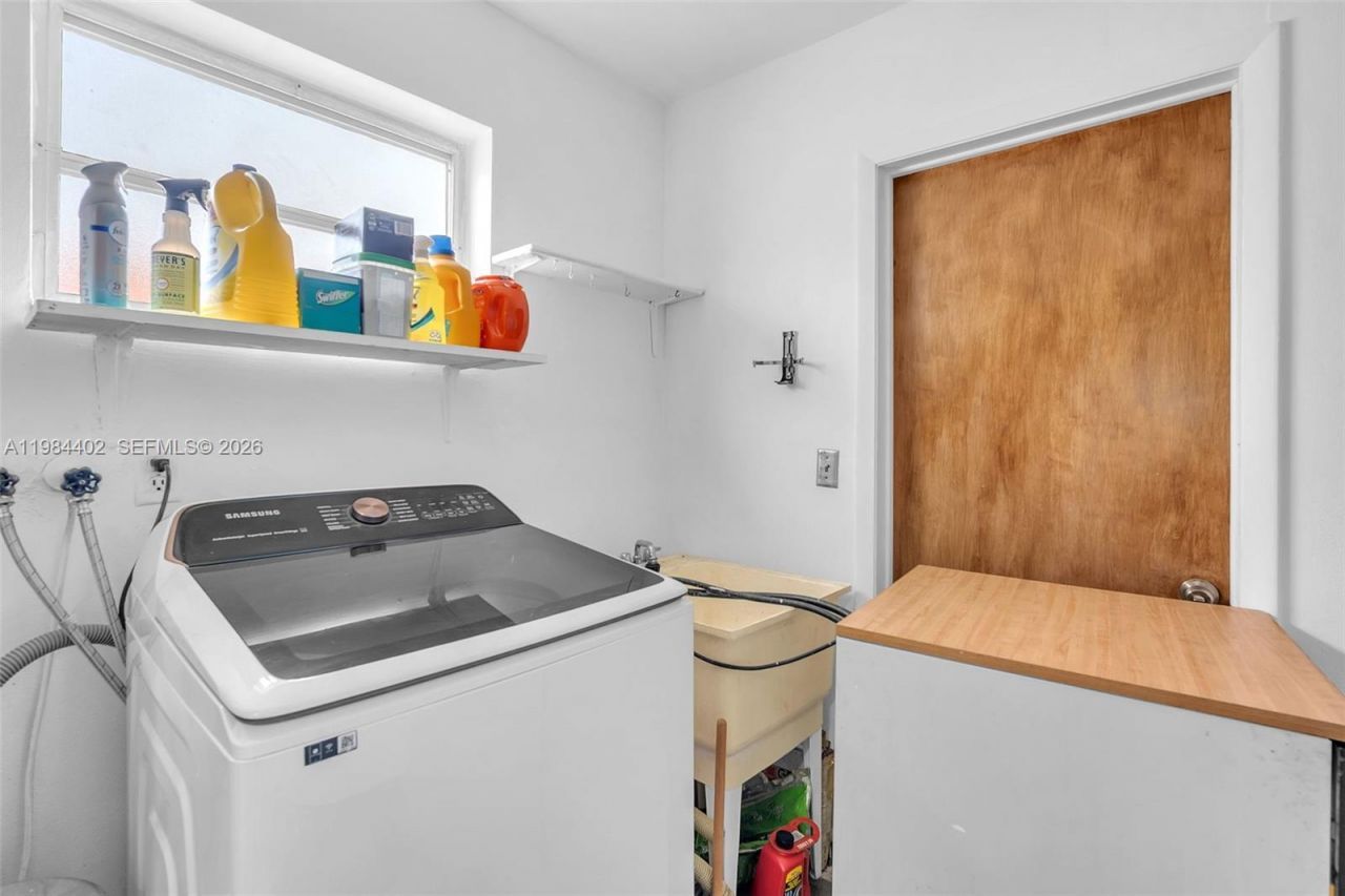 410 SW 71st Ave , Pembroke Pines, FL 33023 Photo