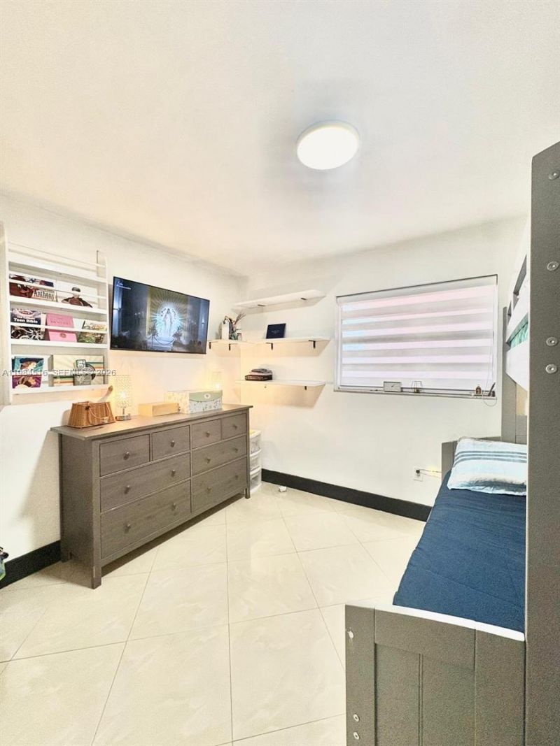 6175 W 20th Ave , Unit 309, Hialeah, FL 33012 Photo