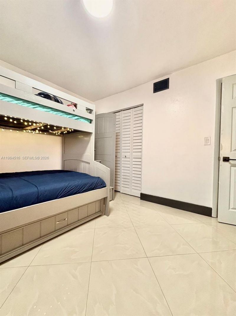 6175 W 20th Ave , Unit 309, Hialeah, FL 33012 Photo