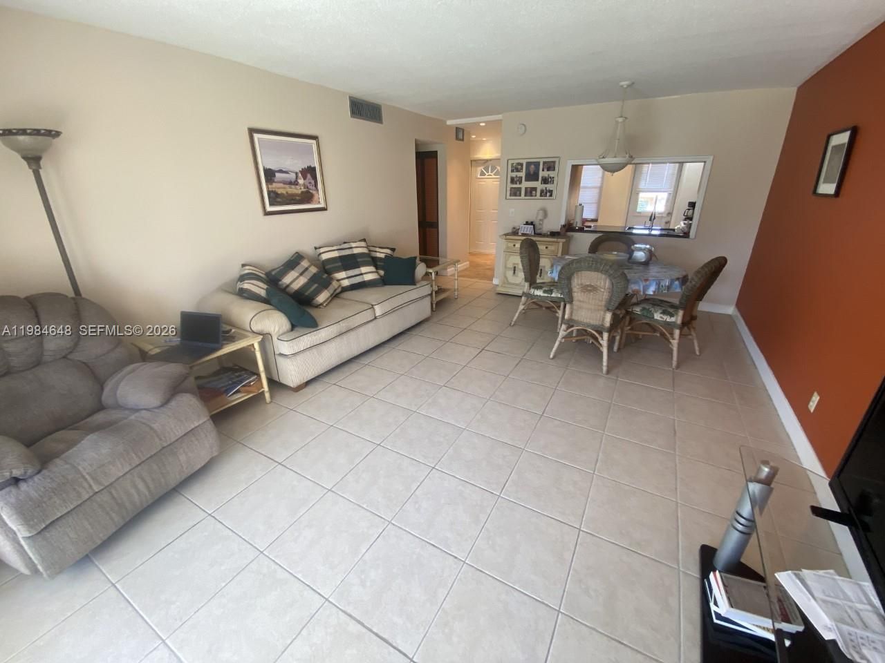 200 NE 14th Ave, Unit 419, Hallandale Beach, FL 33009 Photo