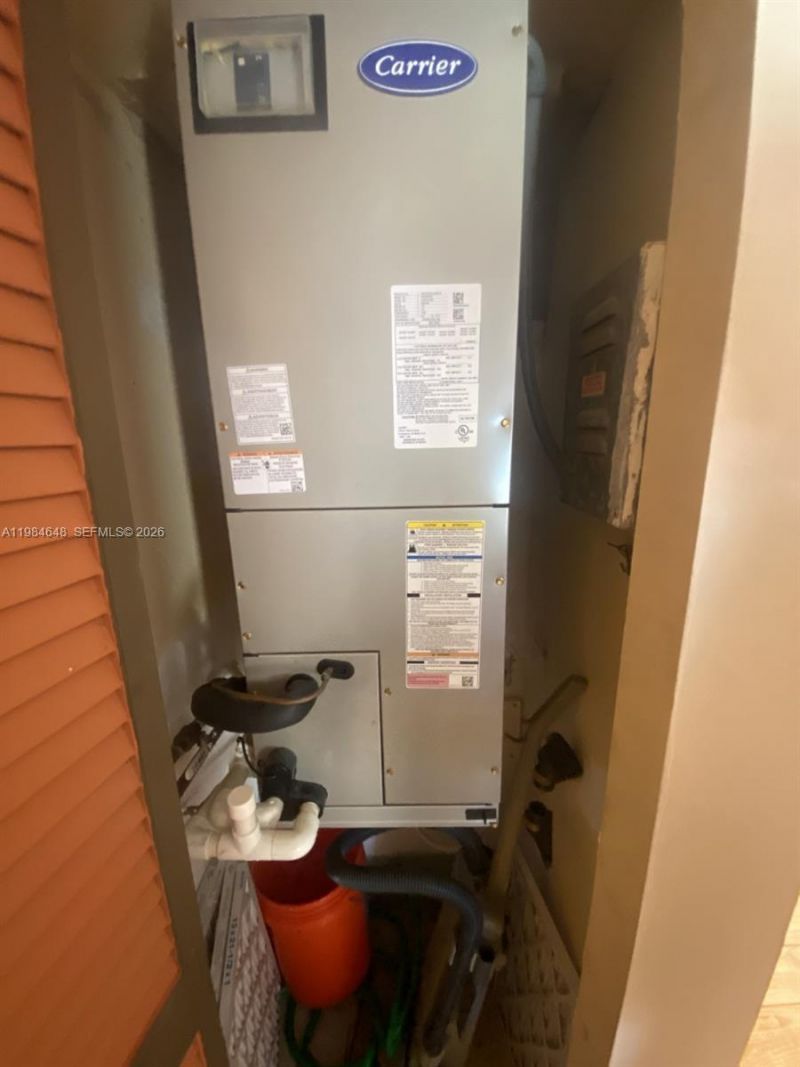 200 NE 14th Ave, Unit 419, Hallandale Beach, FL 33009 Photo