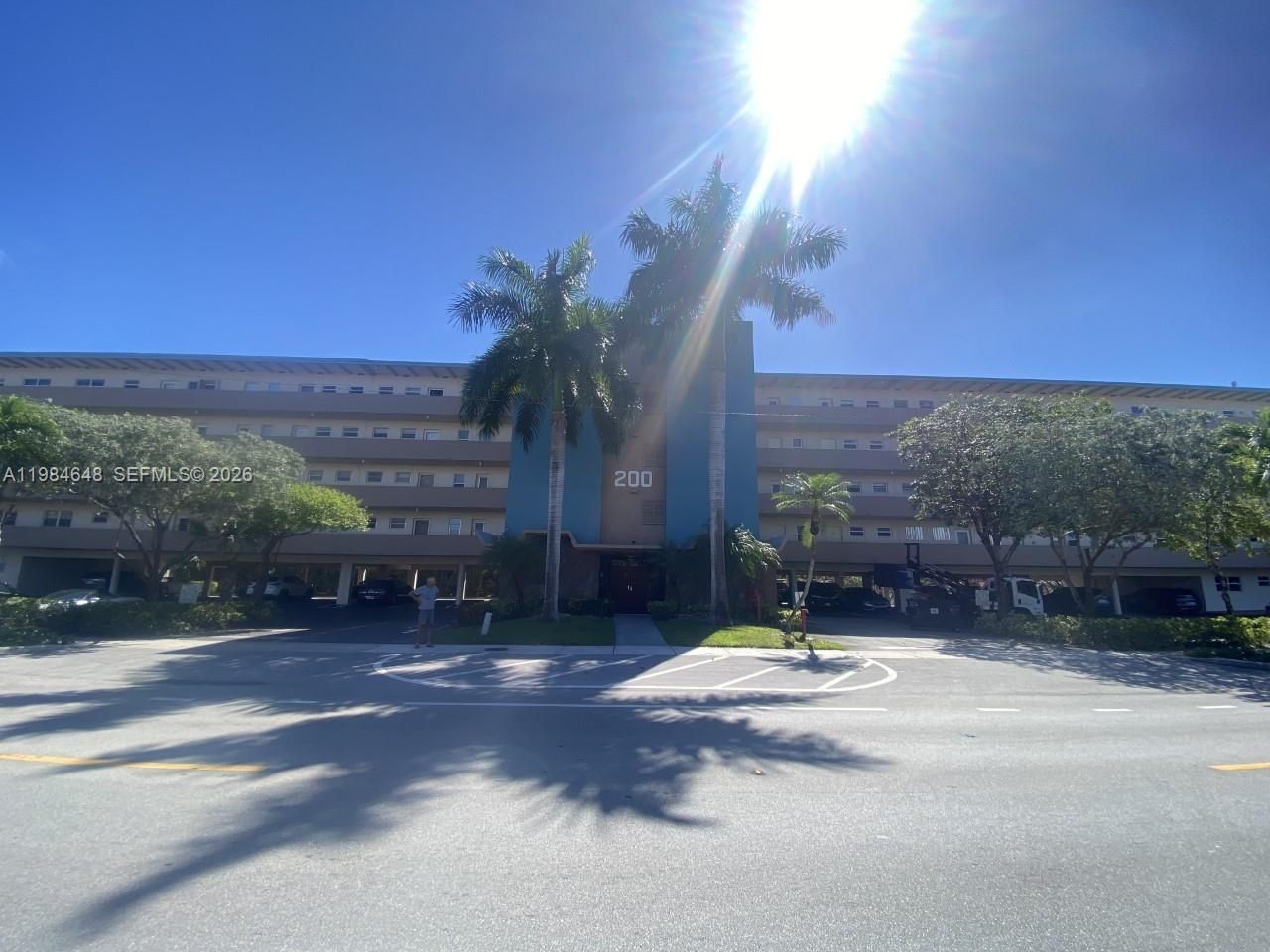 200 NE 14th Ave, Unit 419, Hallandale Beach, FL 33009 Photo