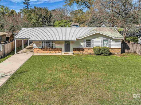 407 E Myrtle Avenue, Foley, AL 36535