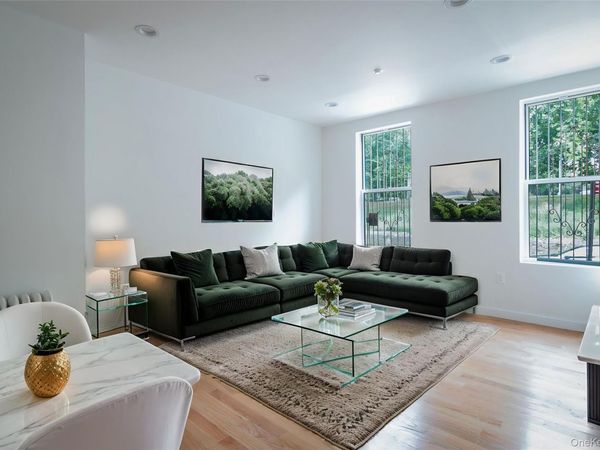 1501 Teller Avenue , Bronx, NY 10457