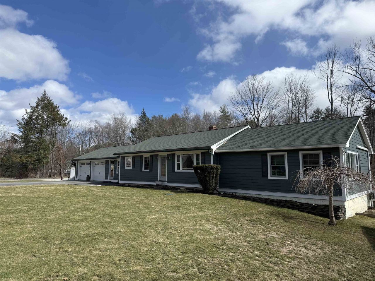 387 Meadow Brook Road Brattleboro, VT 05301
