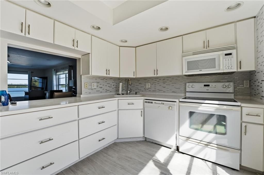 4440 Exeter Dr , Longboat Key, FL 34228 Photo