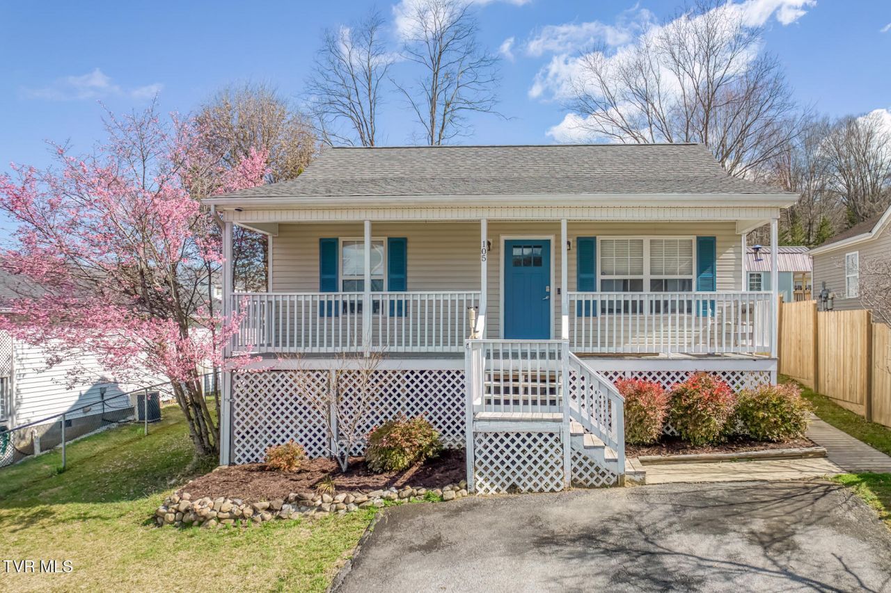 105 Saint James Place, Bristol, TN 37620 Main Photo