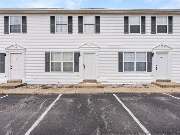 455 Three Springs Road Unit 17, Bowling Green, KY 42104