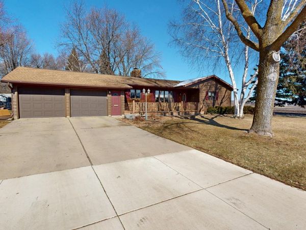 941 Mary Avenue, Willmar, MN 56201