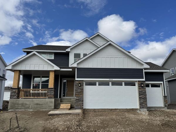 2423 Tyrone Drive, Shakopee, MN 55379
