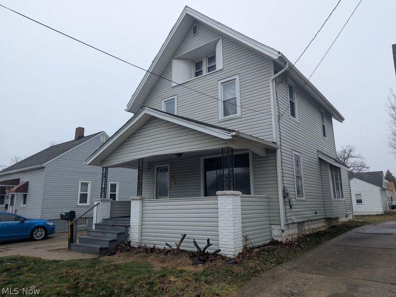 1854 14th Street SW, Akron, OH 44314 Photo 2