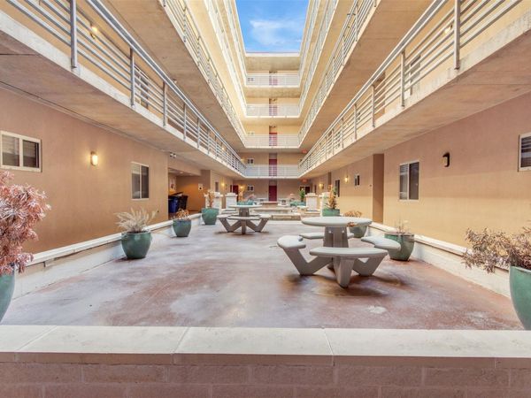 711 W 26th ST, Unit 607, Austin, TX 78705