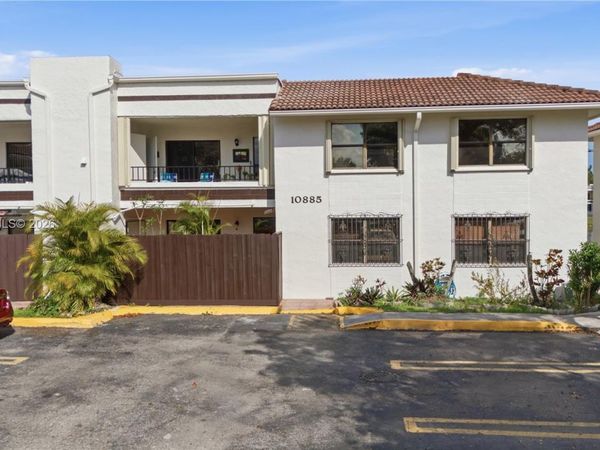 10885 NW 7th St, Unit 21-33, Miami, FL 33172