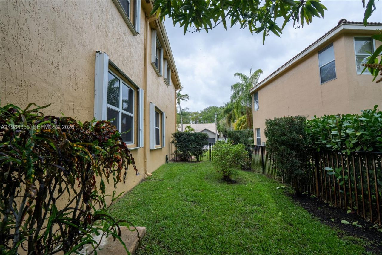 17809 NW 16th St , Unit 17809, Pembroke Pines, FL 33029 Photo