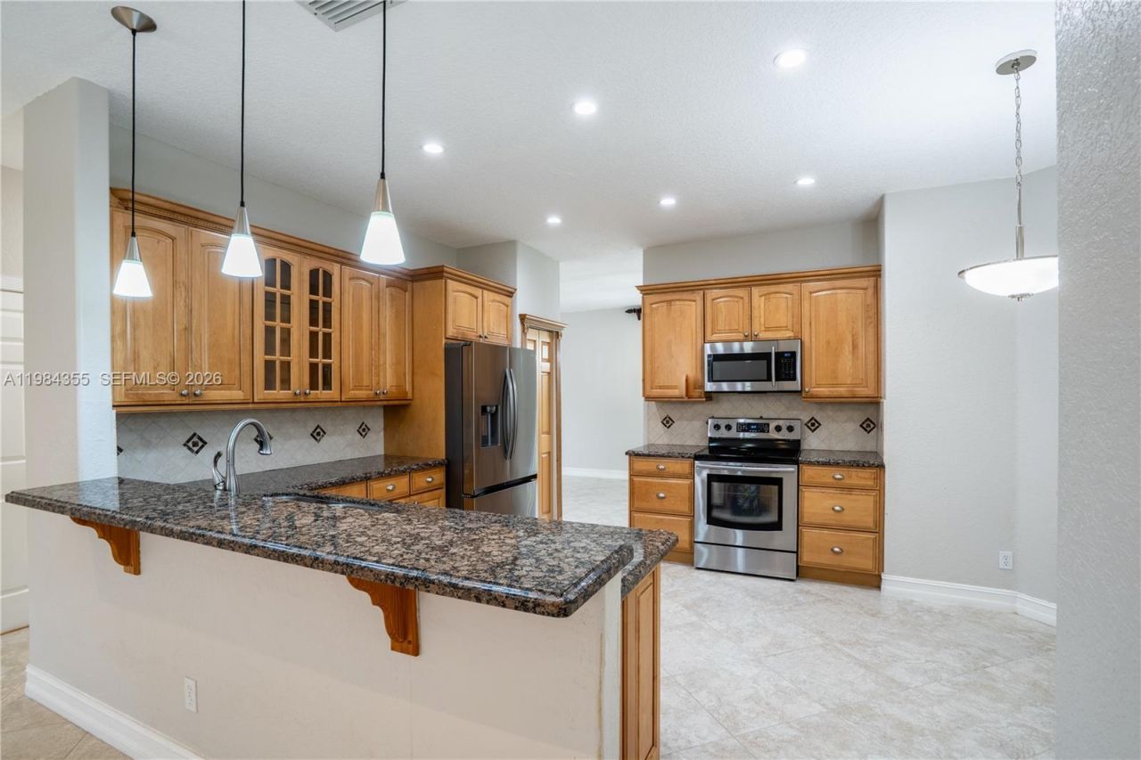 17809 NW 16th St , Unit 17809, Pembroke Pines, FL 33029 Photo