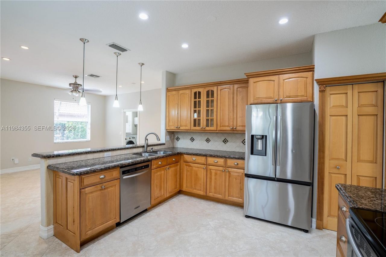 17809 NW 16th St , Unit 17809, Pembroke Pines, FL 33029 Photo