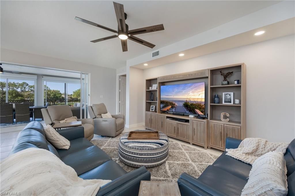 740 Waterford Dr, Unit 301, Naples, FL 34113 Main Photo