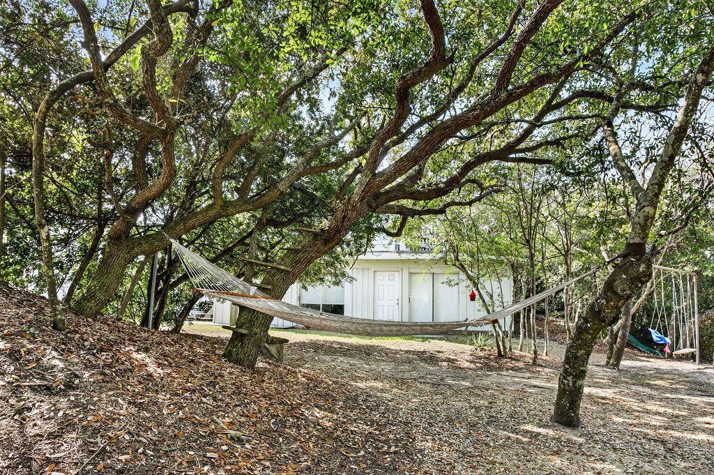 472 Myrtle Avenue Photo 100