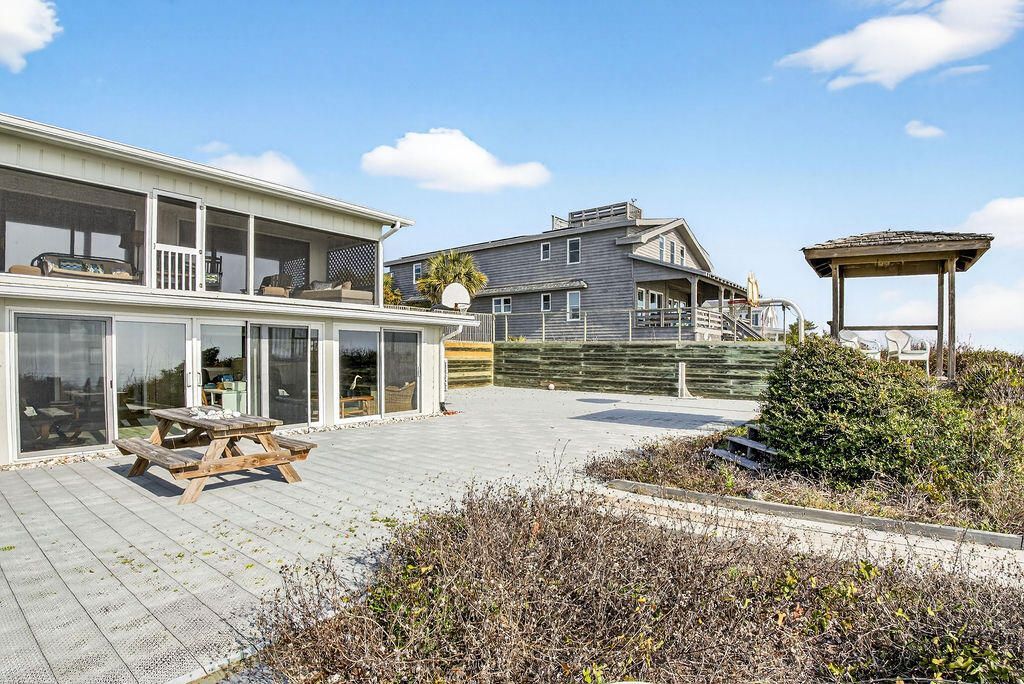 472 Myrtle Avenue Photo 36