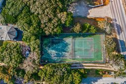 472 Myrtle Avenue photo 4