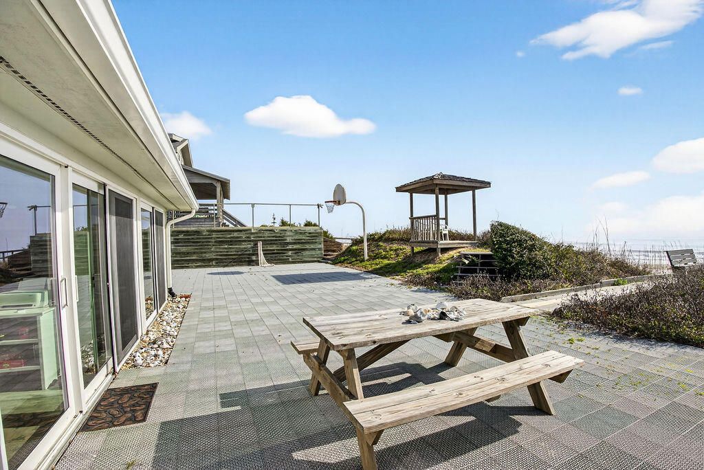 472 Myrtle Avenue Photo 40