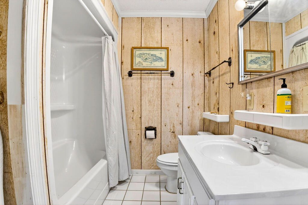 472 Myrtle Avenue Photo 55