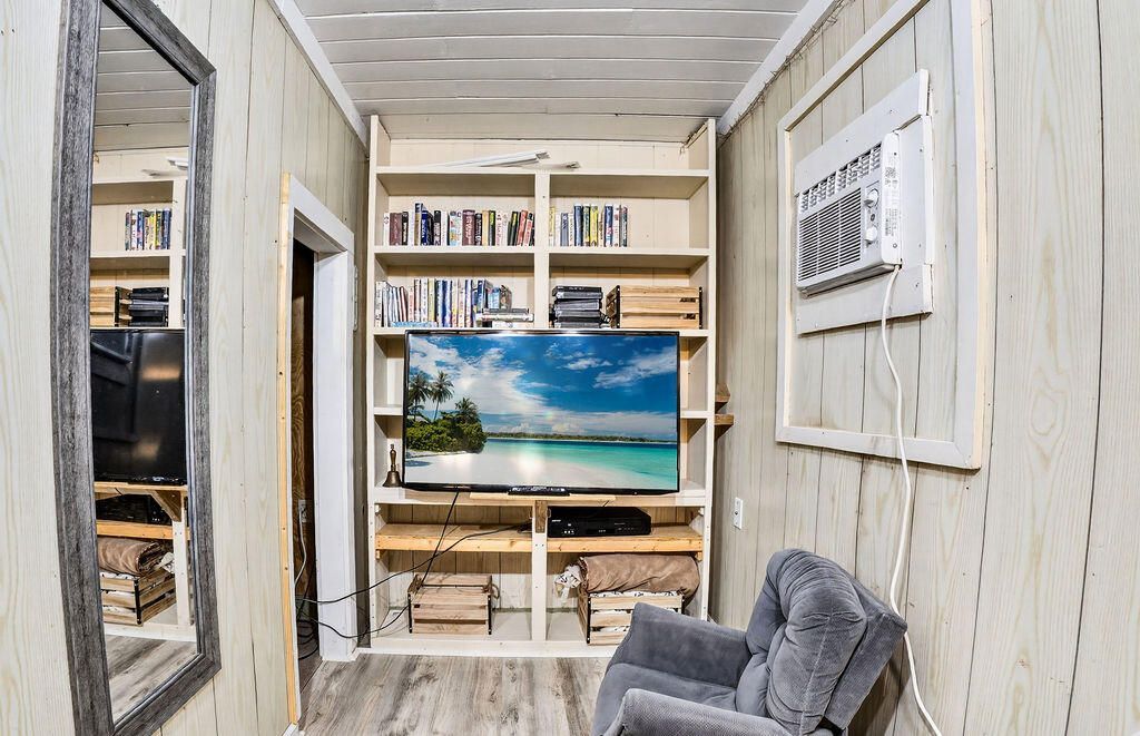 472 Myrtle Avenue Photo 70