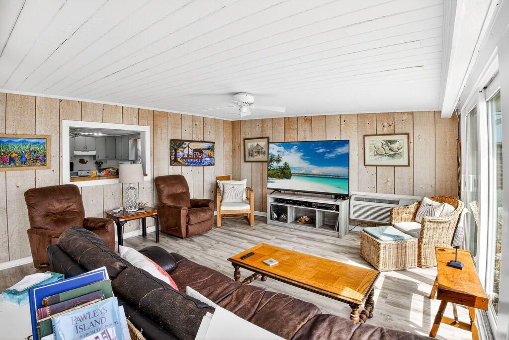 472 Myrtle Avenue Photo 75