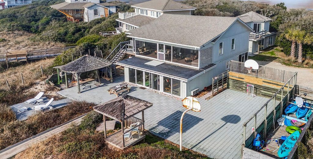 472 Myrtle Avenue Photo 8