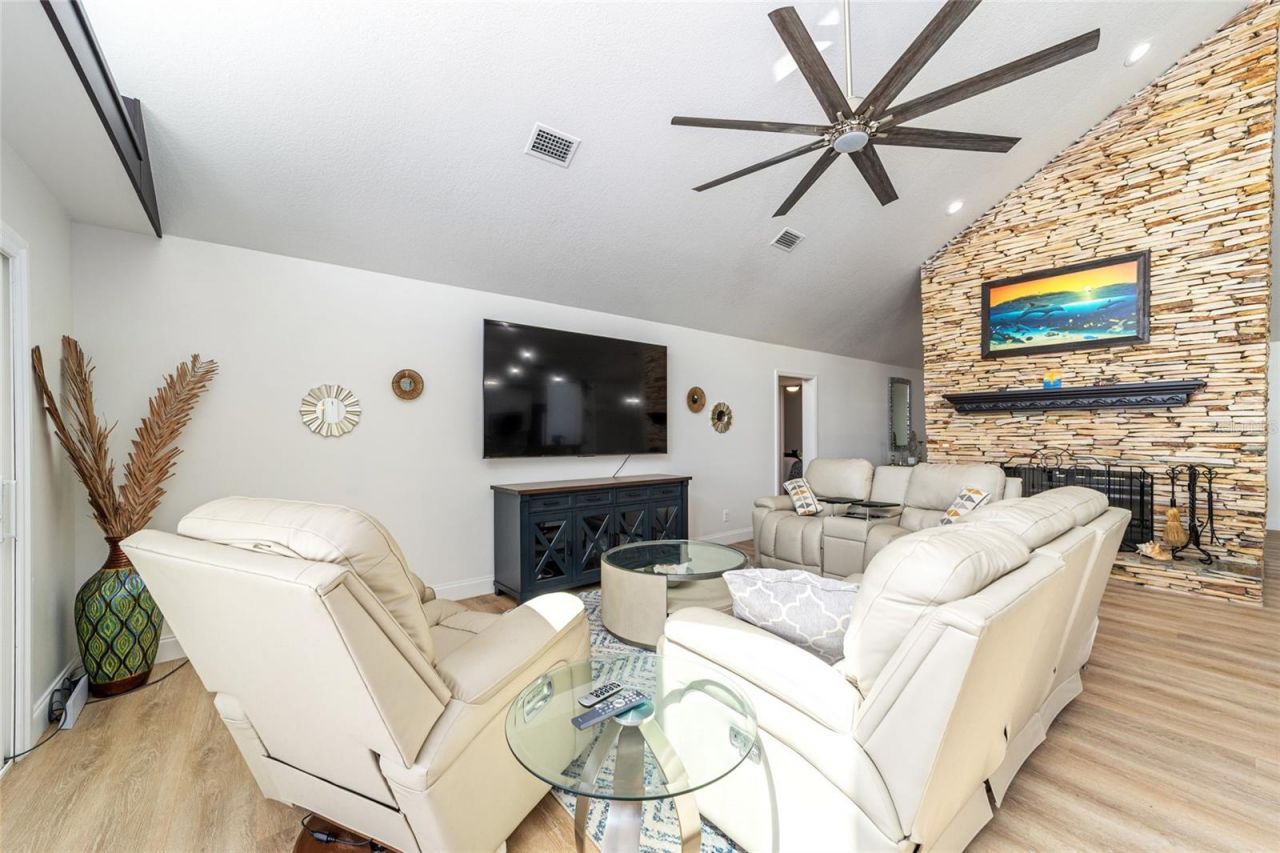 12830 SE 144th Avenue, Ocklawaha, FL 32179 Photo