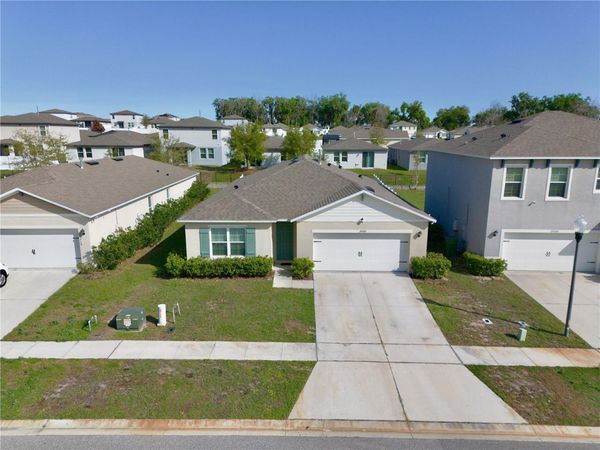 29320 ARMOYAN BOULEVARD , LEESBURG, FL 34748