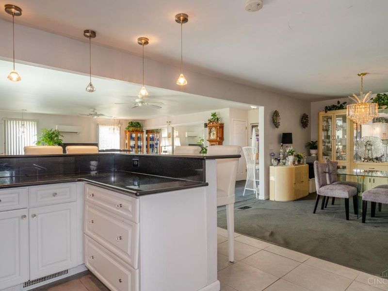 1033 Burchcliff Circle, West Carrollton, OH 45449 Photo 11