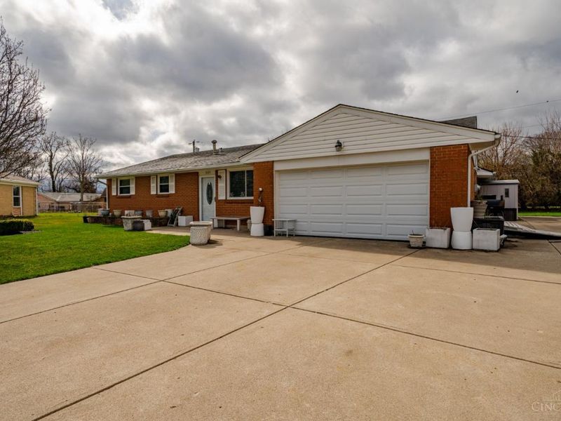 1033 Burchcliff Circle, West Carrollton, OH 45449 Photo 27