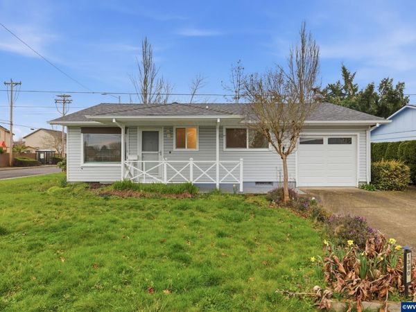 1390 Astor Wy, Woodburn, OR 97071