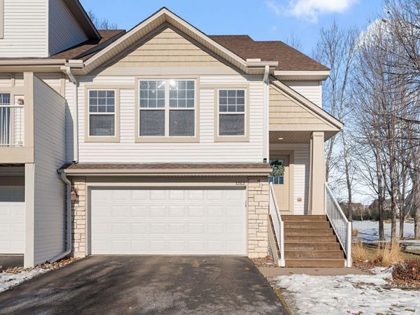 3262 Oak View Drive, Woodbury, MN 55129