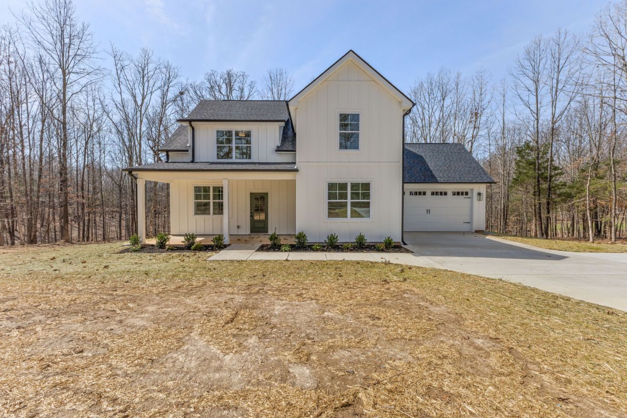 1033 Walnut Grove Road, Dickson, TN 37055 Main Photo