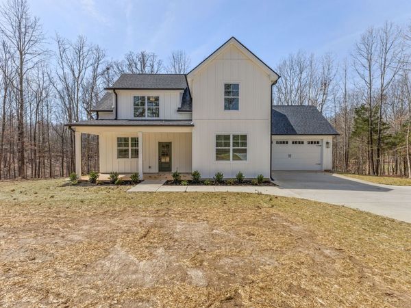 1033 Walnut Grove Road, Dickson, TN 37055