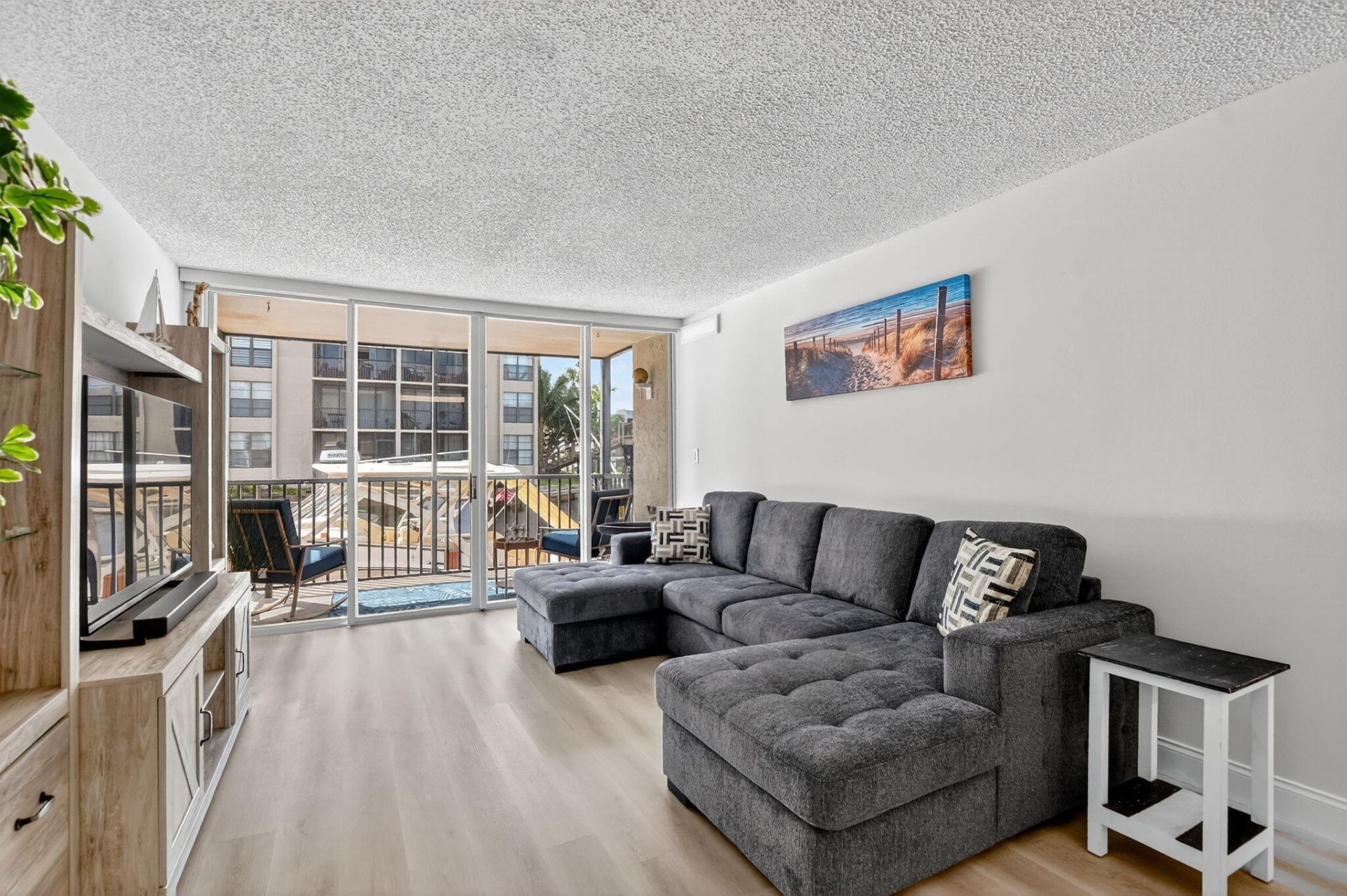 8 Royal Palm Way, Unit 107, Boca Raton, FL 33432 Photo