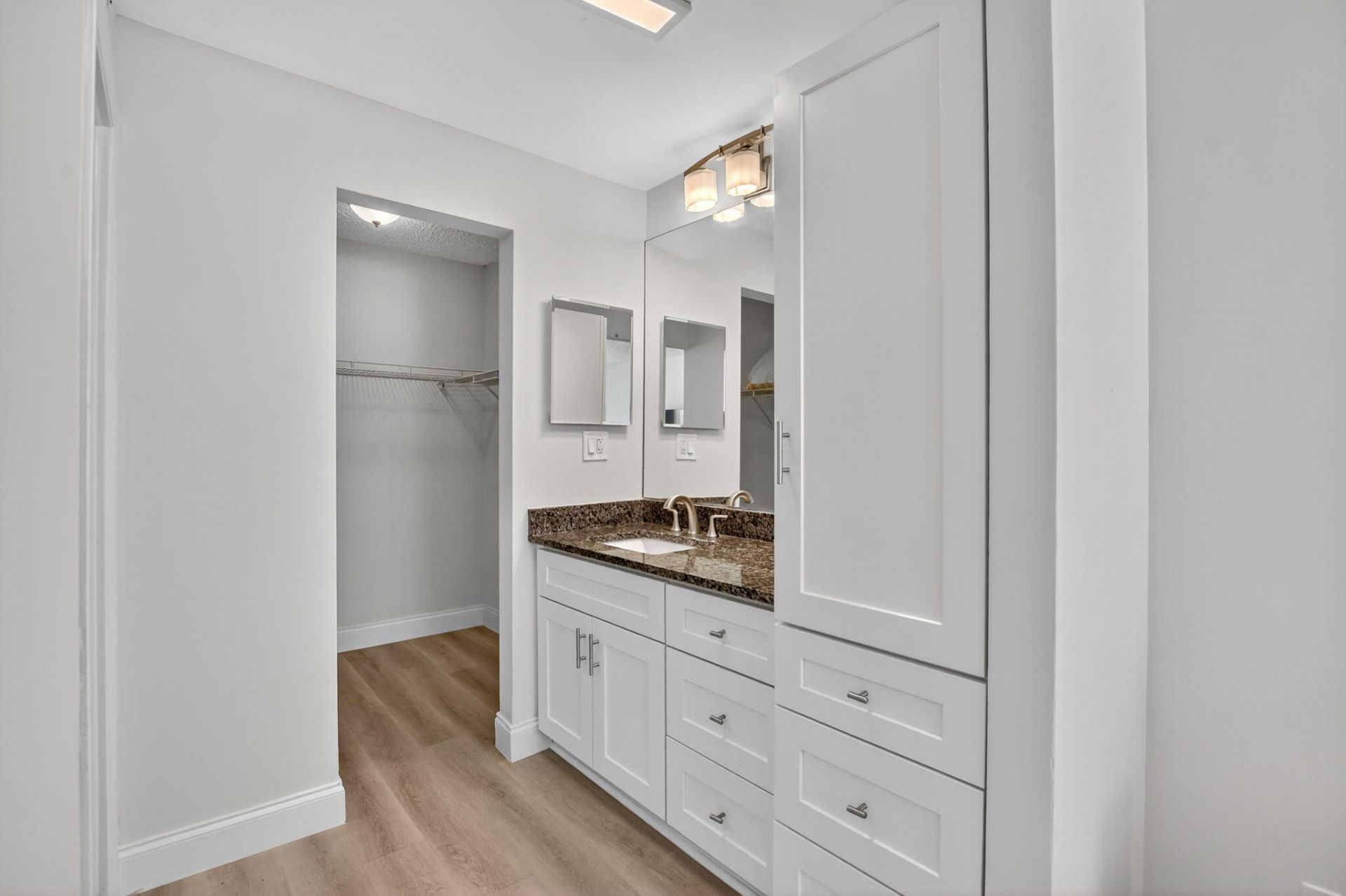 8 Royal Palm Way, Unit 107, Boca Raton, FL 33432 Photo