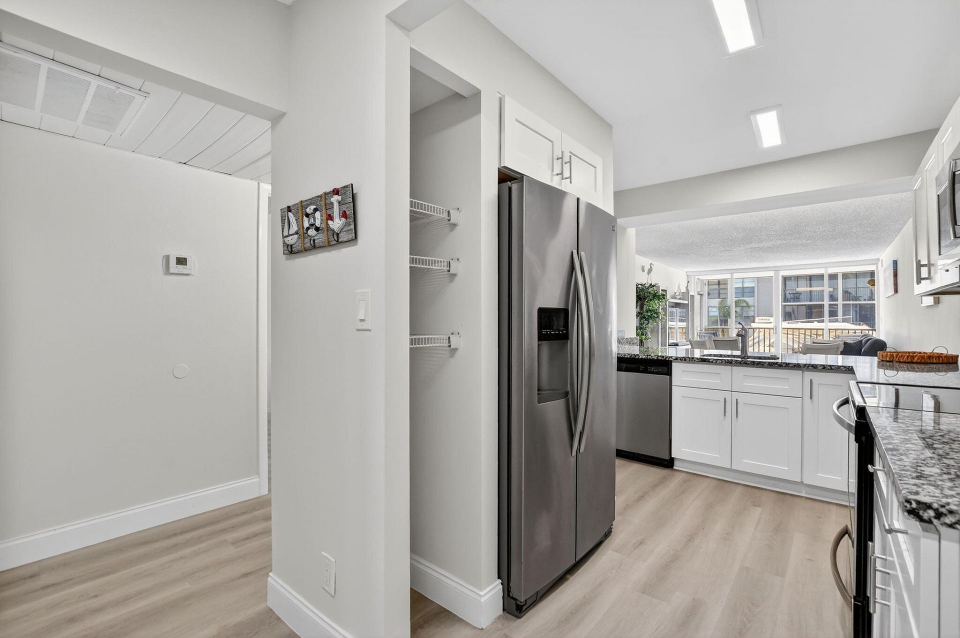 8 Royal Palm Way, Unit 107, Boca Raton, FL 33432 Photo