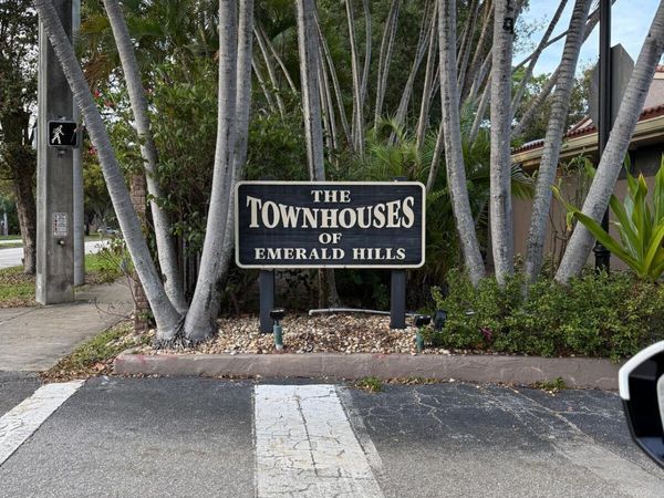 802 Saint Andrews Road, Unit 15, Hollywood, FL 33021