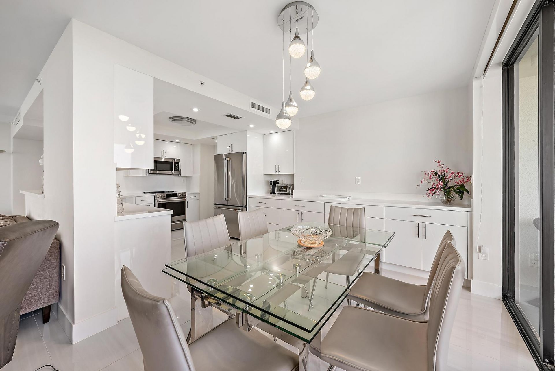 5070 N Ocean Drive, Riviera Beach, FL 33404 Photo