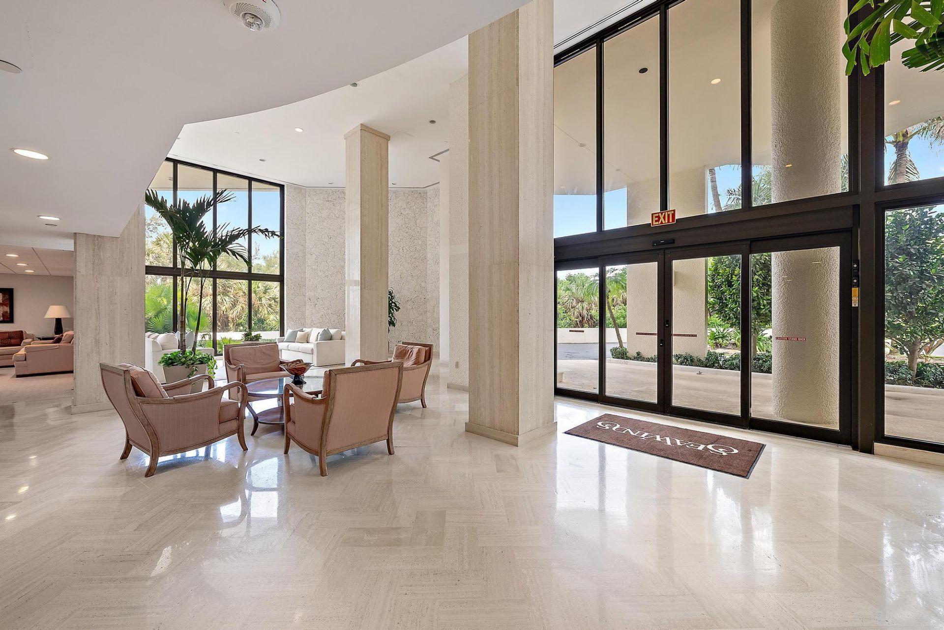 5070 N Ocean Drive, Riviera Beach, FL 33404 Photo