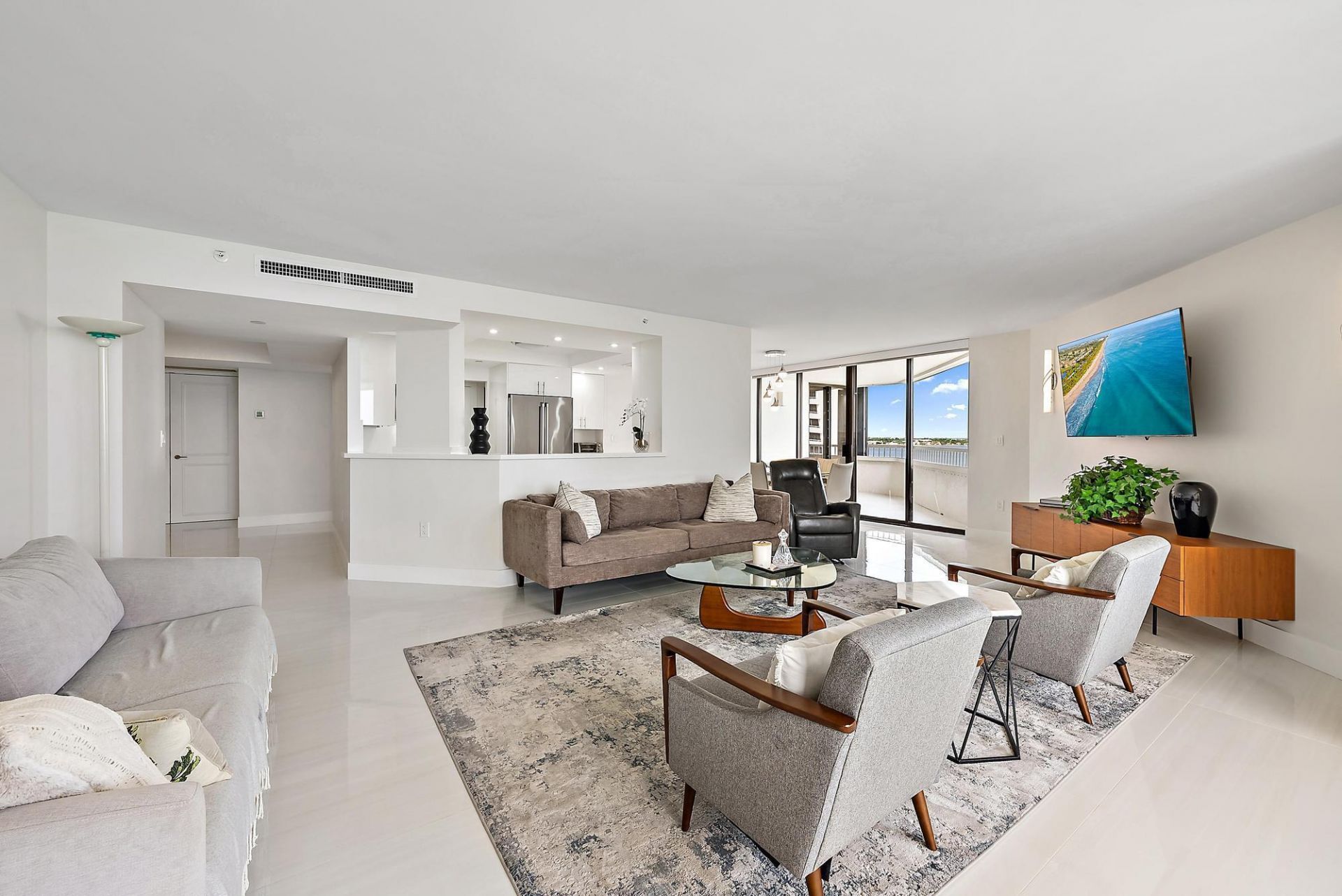 5070 N Ocean Drive, Riviera Beach, FL 33404 Photo