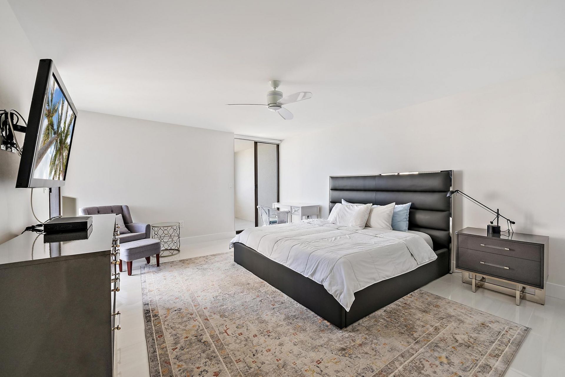 5070 N Ocean Drive, Riviera Beach, FL 33404 Photo