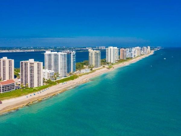 4200 N Ocean Drive, Unit 2-804, Singer Island, FL 33404