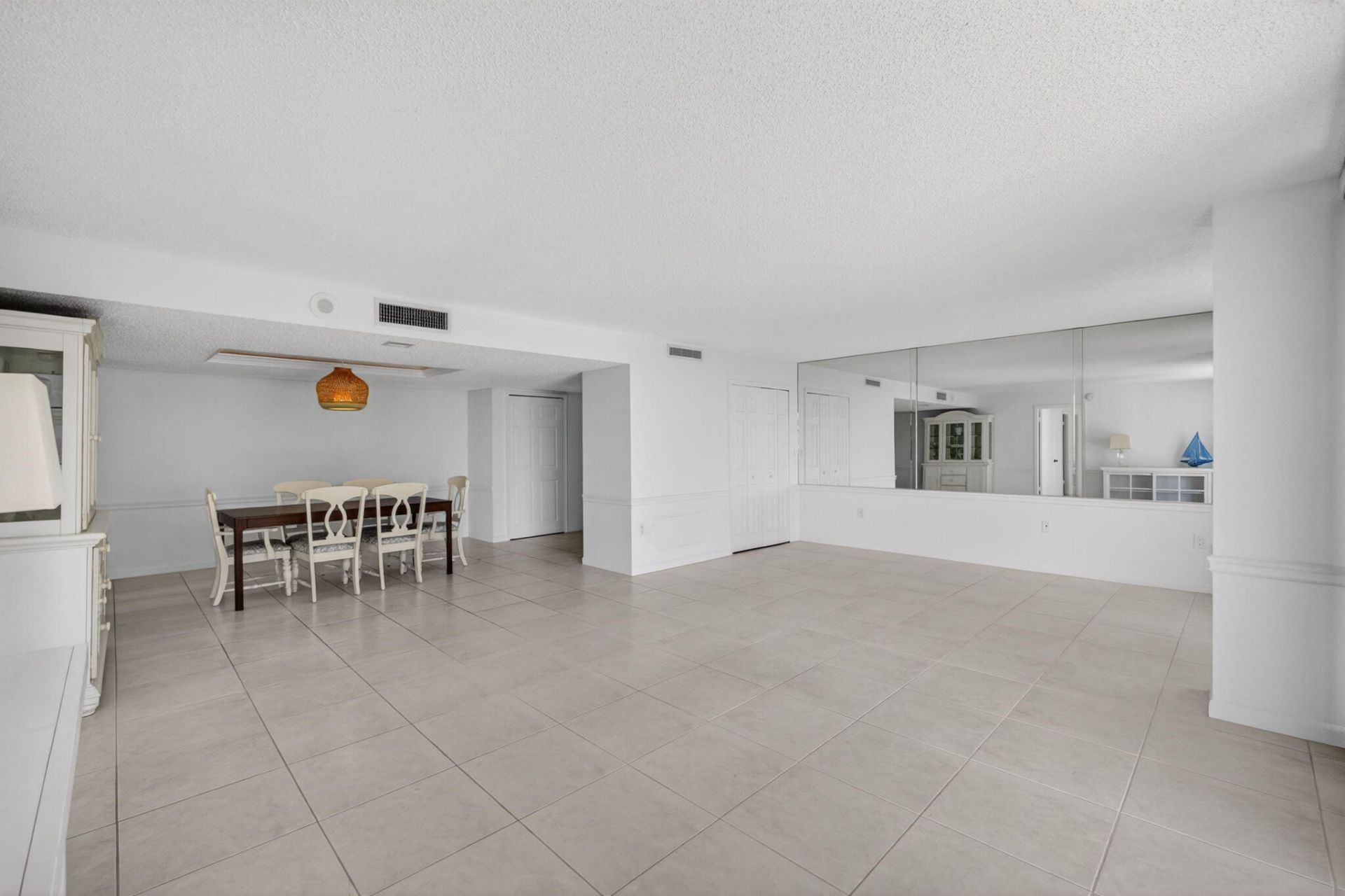 4200 N Ocean Drive, Unit 2-804, Singer Island, FL 33404 Photo