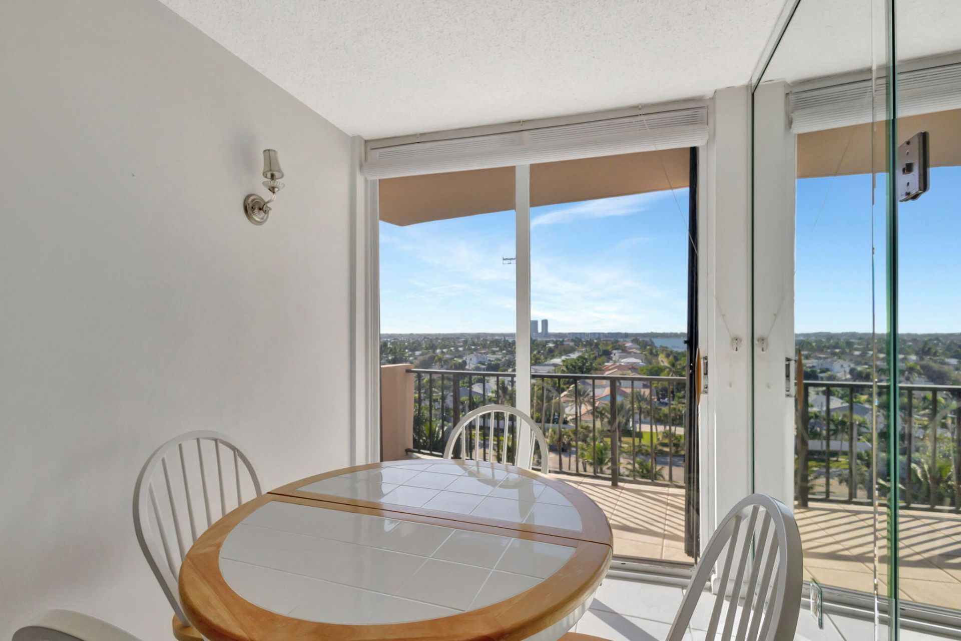 4200 N Ocean Drive, Unit 2-804, Singer Island, FL 33404 Photo