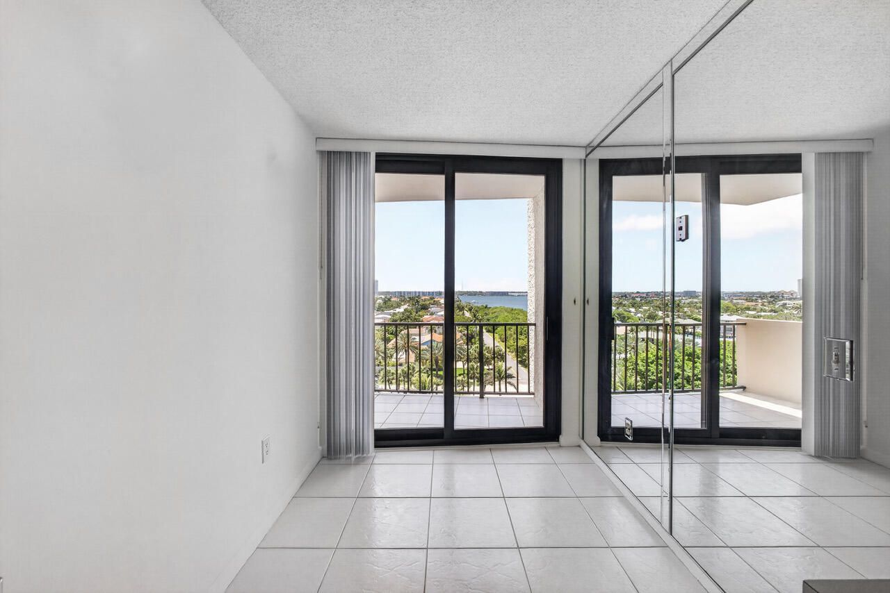 4200 N Ocean Drive, Unit 2-804, Singer Island, FL 33404 Photo