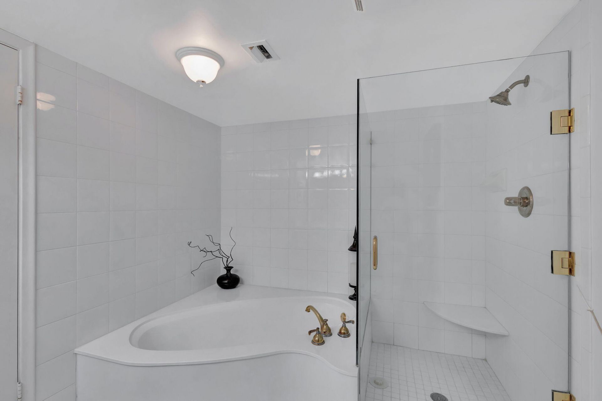 4200 N Ocean Drive, Unit 2-804, Singer Island, FL 33404 Photo